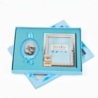 Подарунковий набір срібна рамка для фото 9,2 х12,5 см ікона на подушечці 8х10 см MA/S139-2C