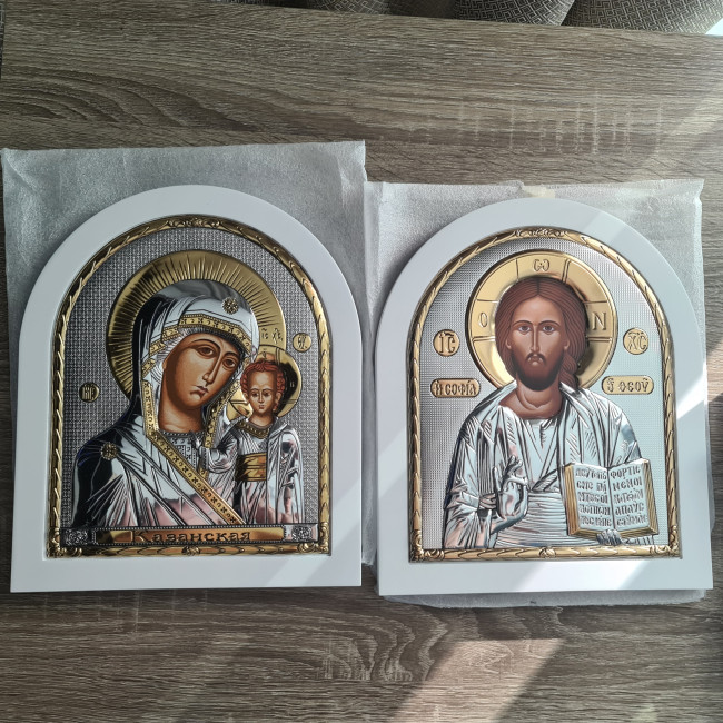 Вінчальні Ікони Спаситель та Казанська Богородиця 25х30см на білому дереві EP6-001-004XAG/P