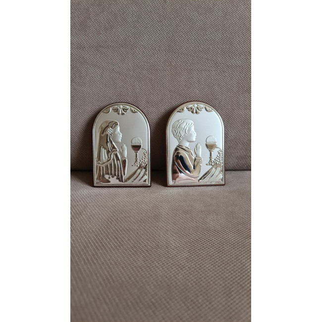 Срібна іконка Перше Причастя 7х10 дівчинка молитва перед чашею