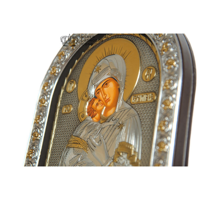 Володимирська Срібна Ікона Божої Матері під Склом, обгорнута в темну шкіру (Греція)