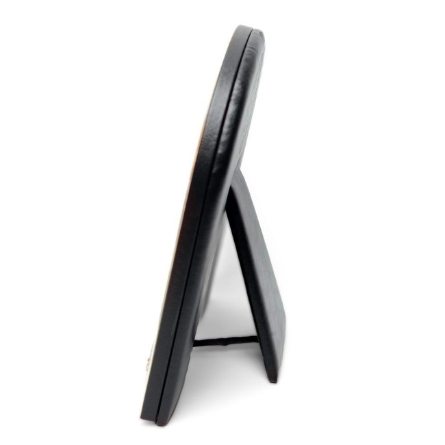 Ікона Святого Пантелеймона Цілителя, срібний оклад із позолотою в шкіряній оправі (20х25см)